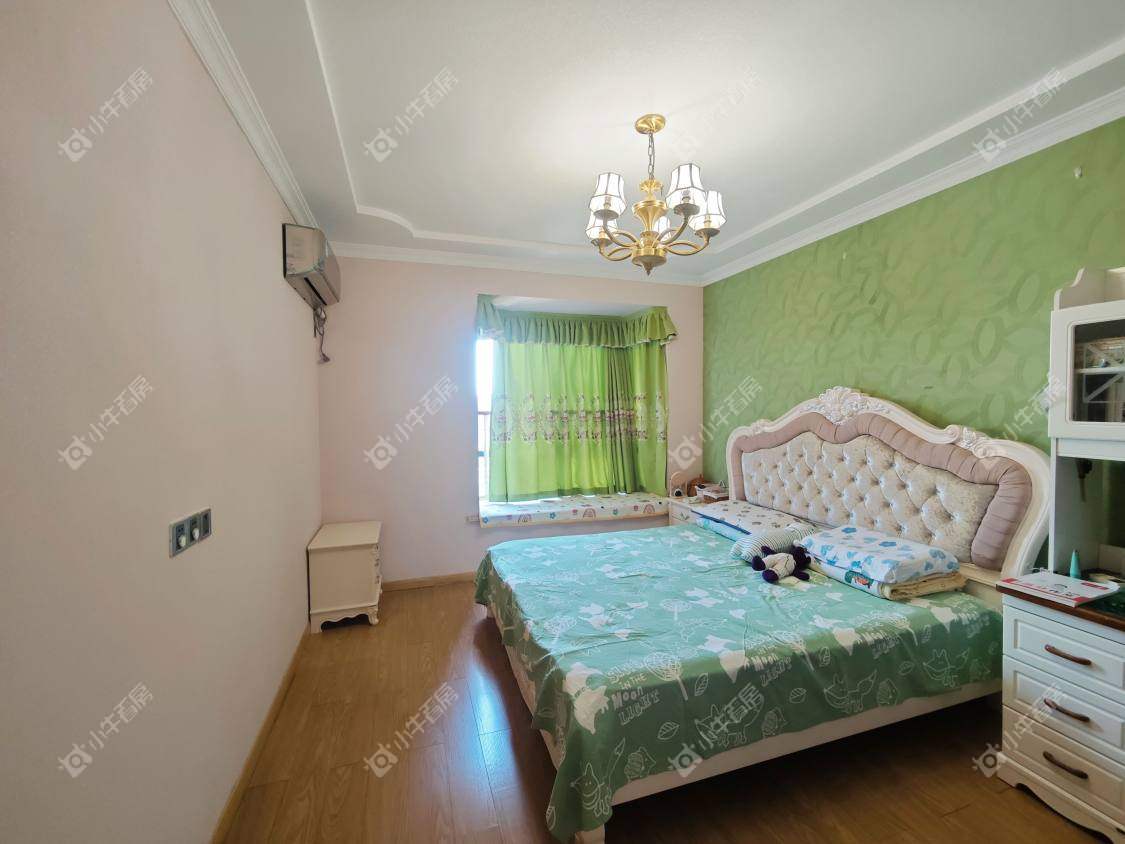 镇江金凤凰在售二手房源室内图_小牛看房