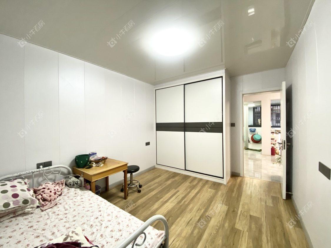 镇江华南新村在售二手房源室内图_小牛看房