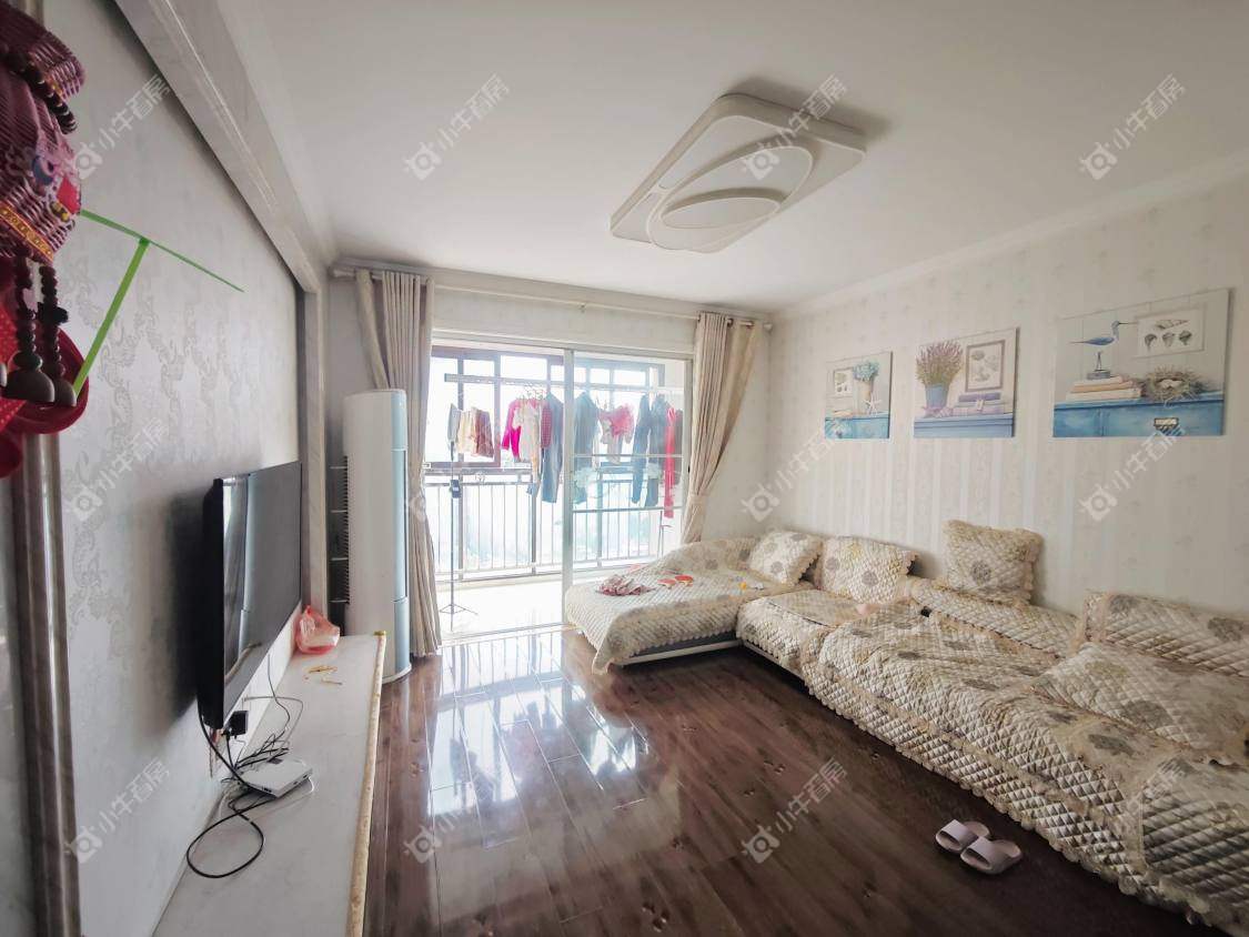 镇江美亚华悦在售二手房源室内图_小牛看房