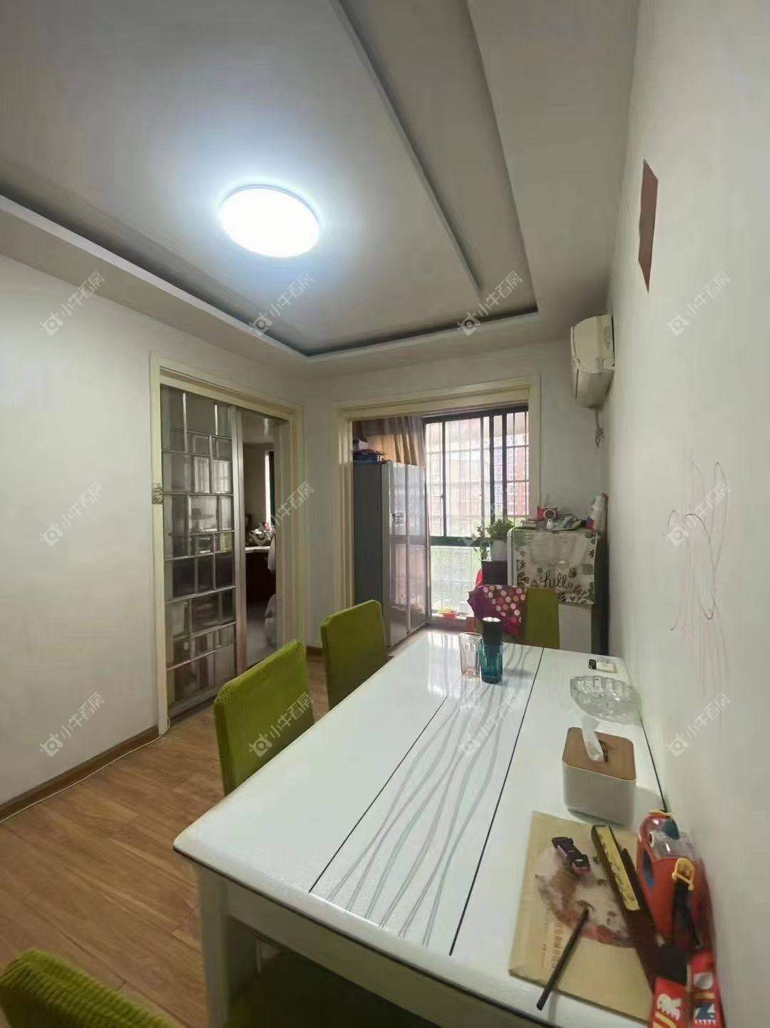 镇江澳都花城在售二手房源室内图_小牛看房