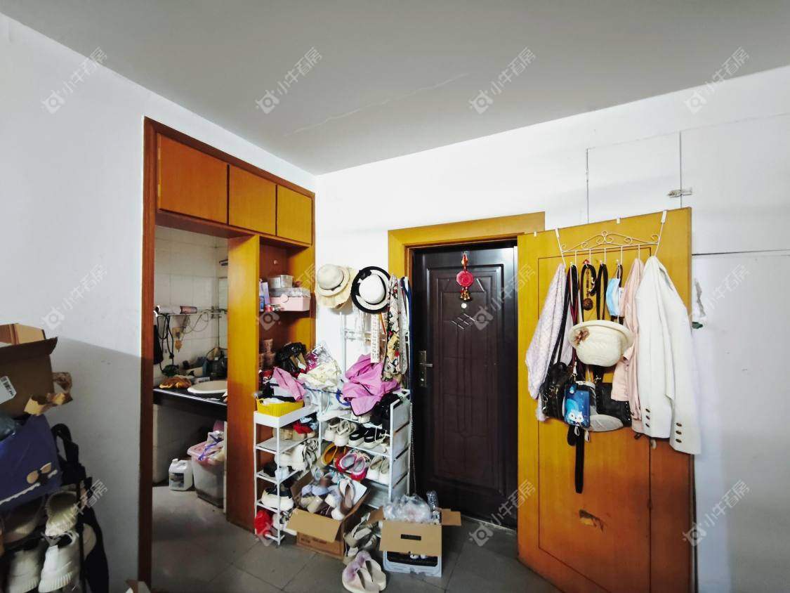 镇江凤美新村在售二手房源室内图_小牛看房