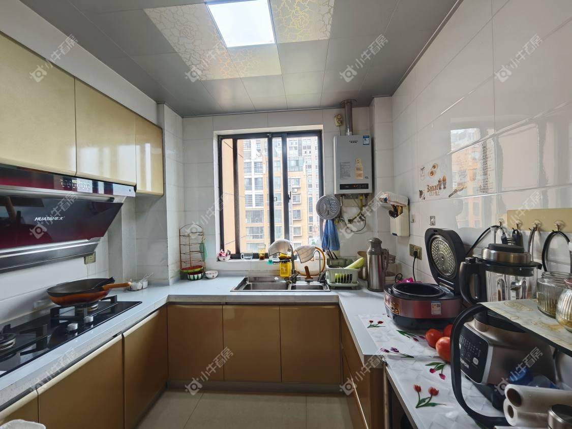 镇江华都锦城在售二手房源室内图_小牛看房