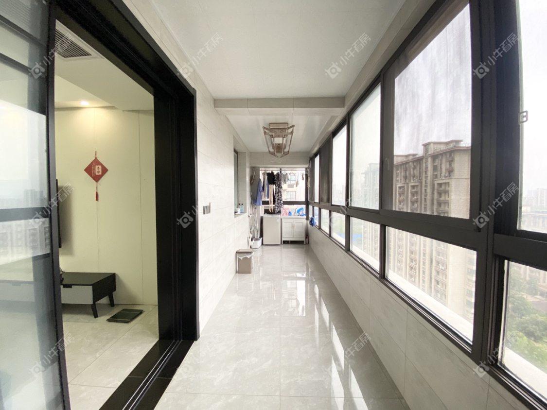 镇江凤凰郡在售二手房源室内图_小牛看房