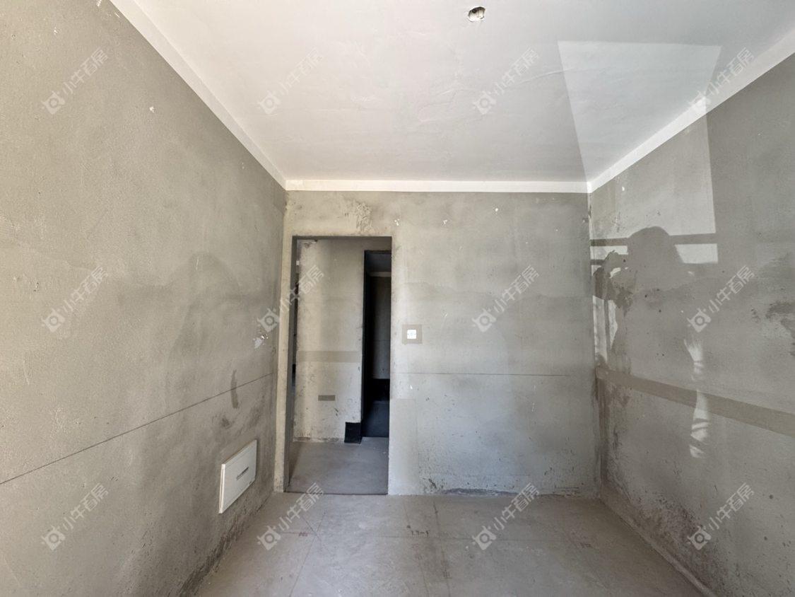 镇江碧桂园樾府在售二手房源室内图_小牛看房