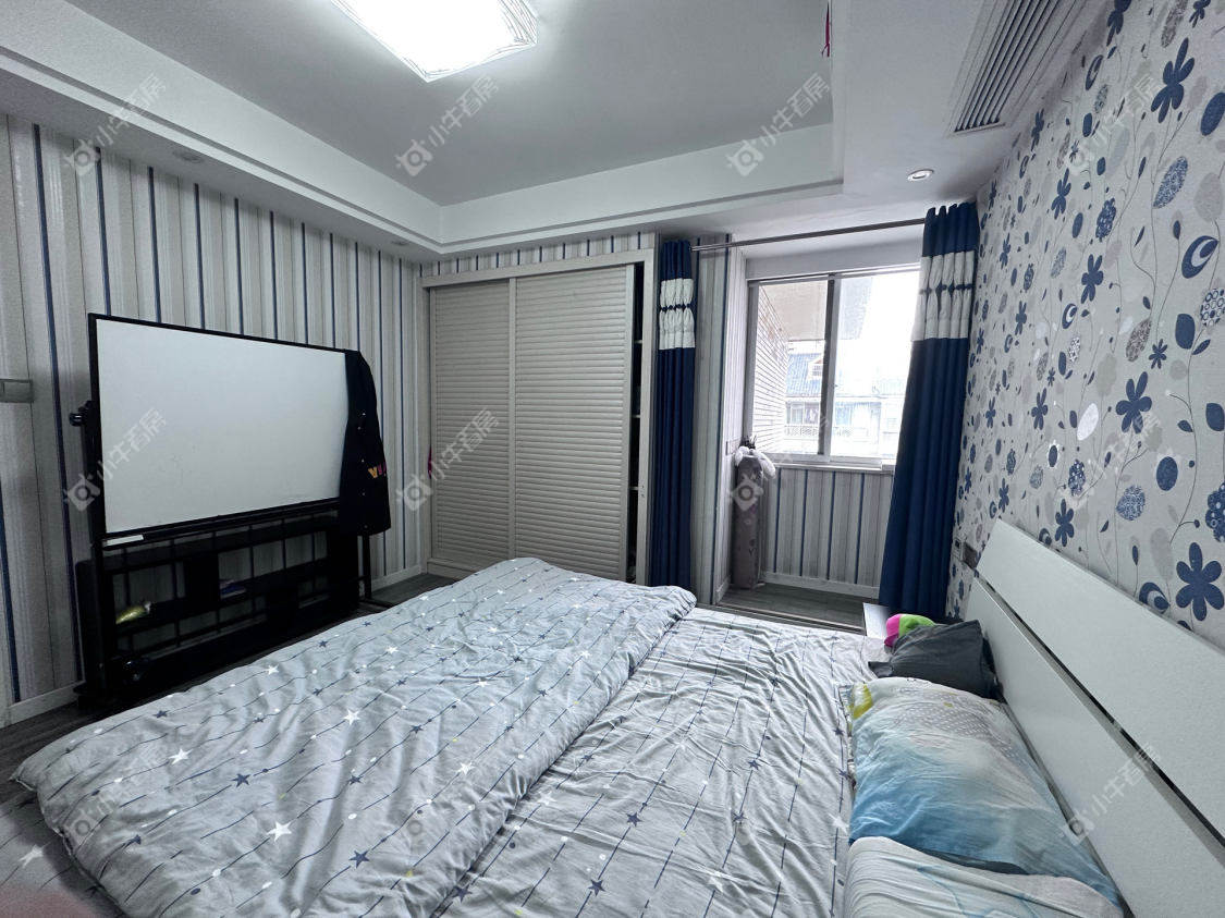 镇江凤翔花园在售二手房源室内图_小牛看房