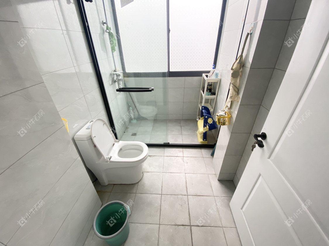 镇江香草新村在售二手房源室内图_小牛看房