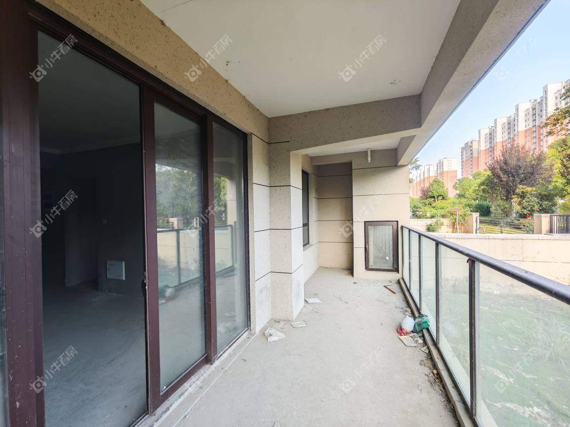 镇江珑蟠里在售二手房源室内图_小牛看房