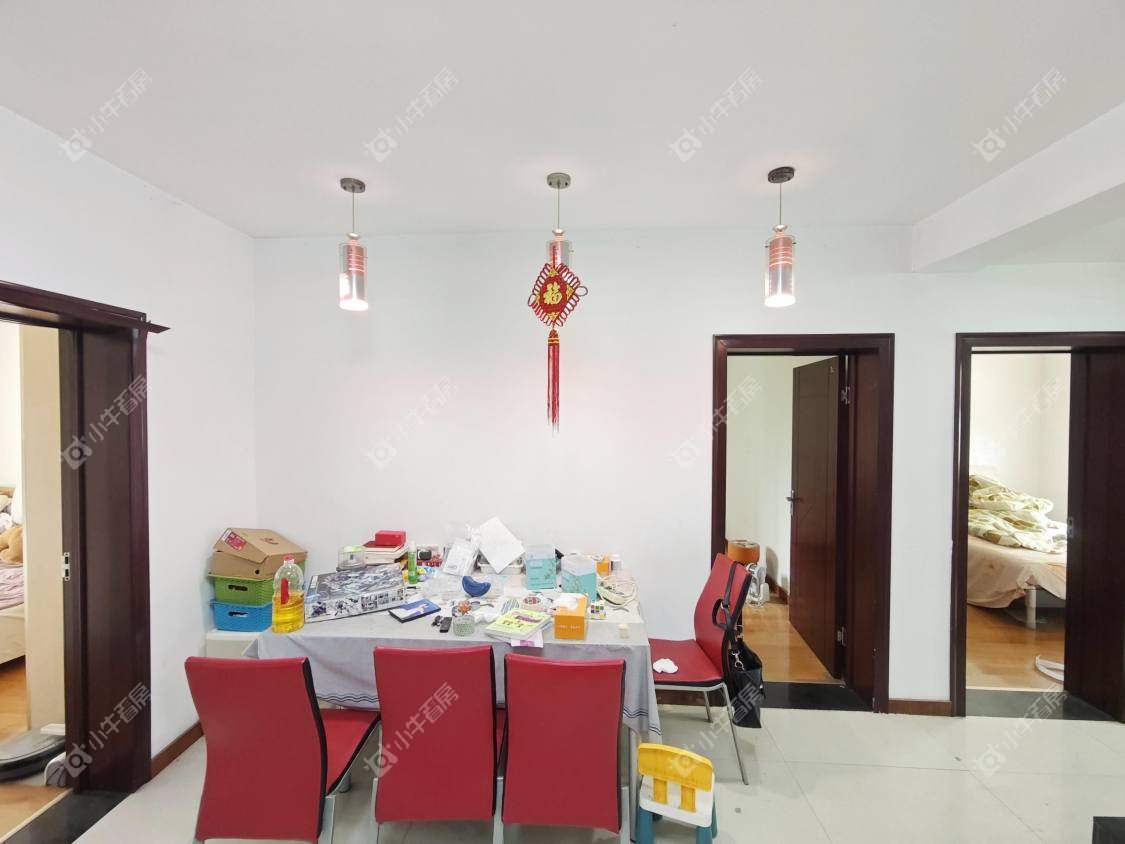 镇江华南园中园在售二手房源室内图_小牛看房