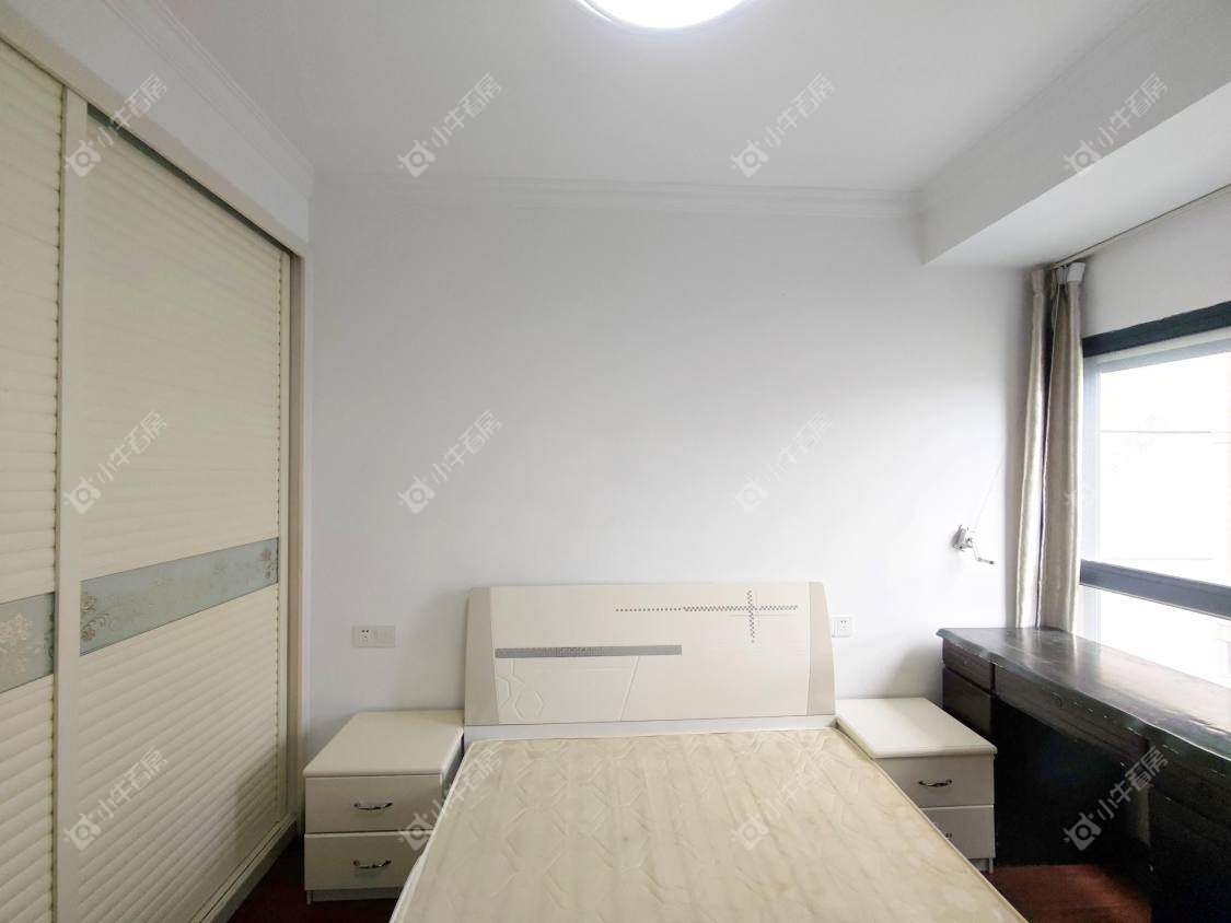 镇江荣城国际一期在售二手房源室内图_小牛看房