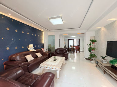 镇江新新家园4室2厅2卫在售二手房房源图片