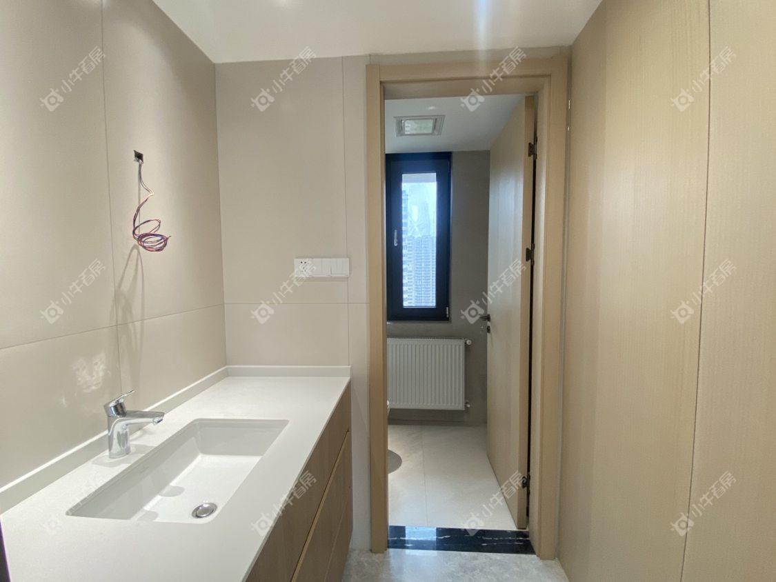 镇江中南君悦府中南一期在售二手房源室内图_小牛看房