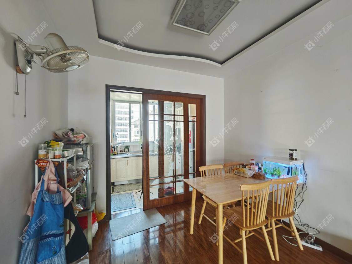 镇江东方商城在售二手房源室内图_小牛看房