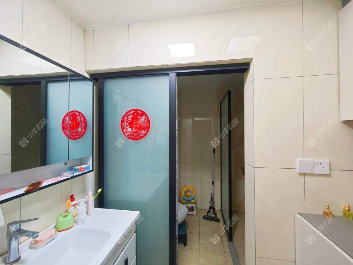 镇江蚕药厂综合楼在售二手房源室内图_小牛看房