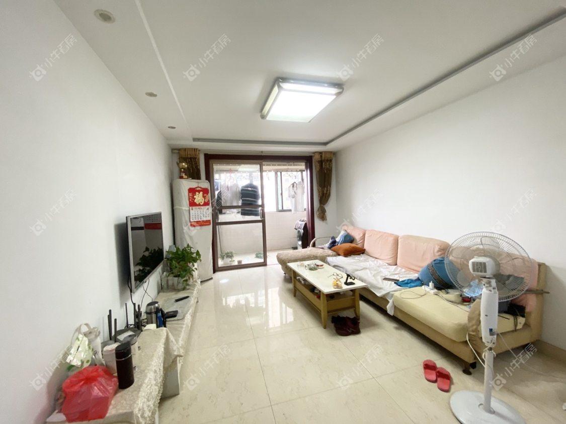 镇江水岸春天在售二手房源室内图_小牛看房