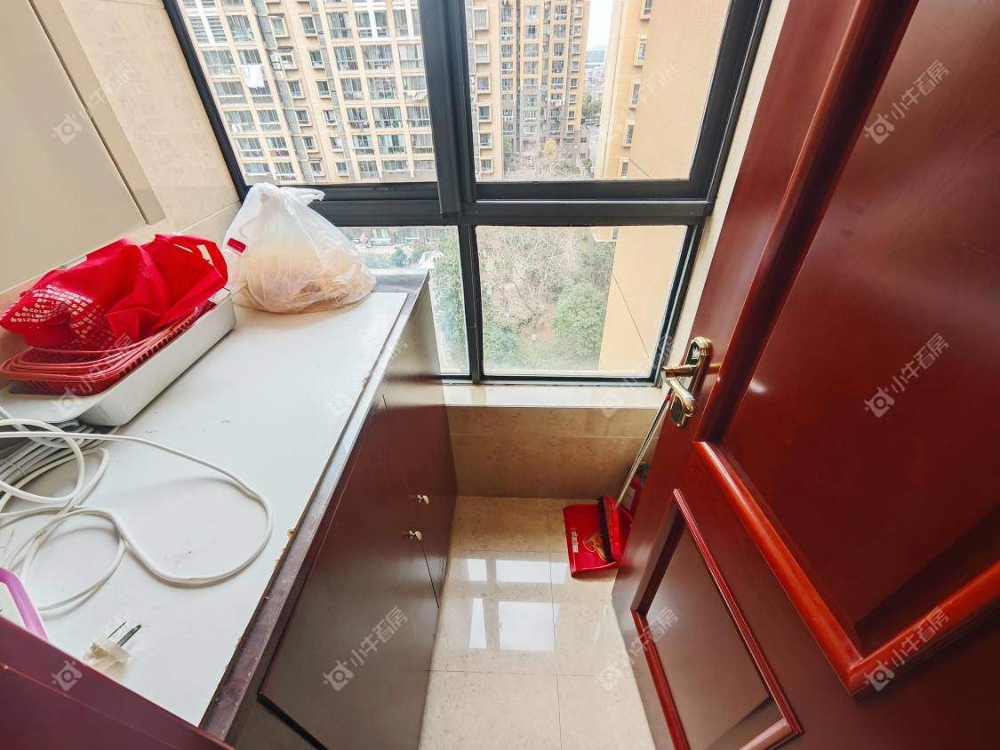 镇江华都锦城在售二手房源室内图_小牛看房