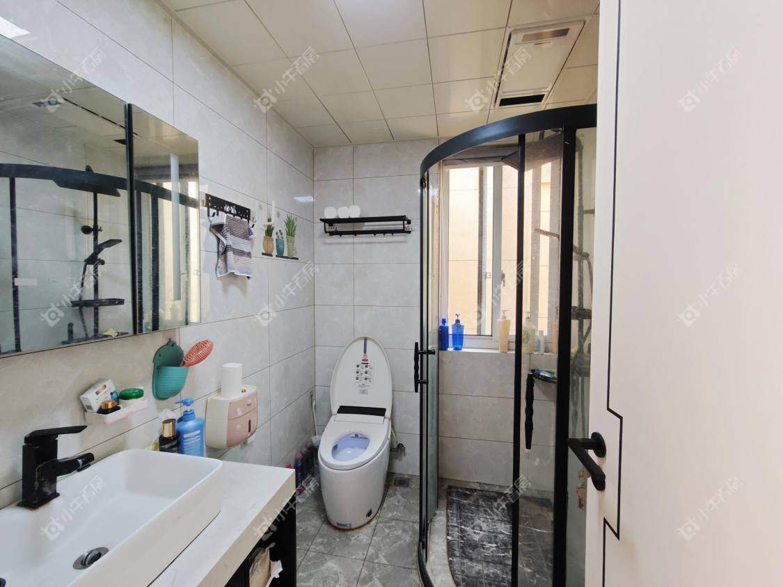 镇江汇金天地在售二手房源室内图_小牛看房