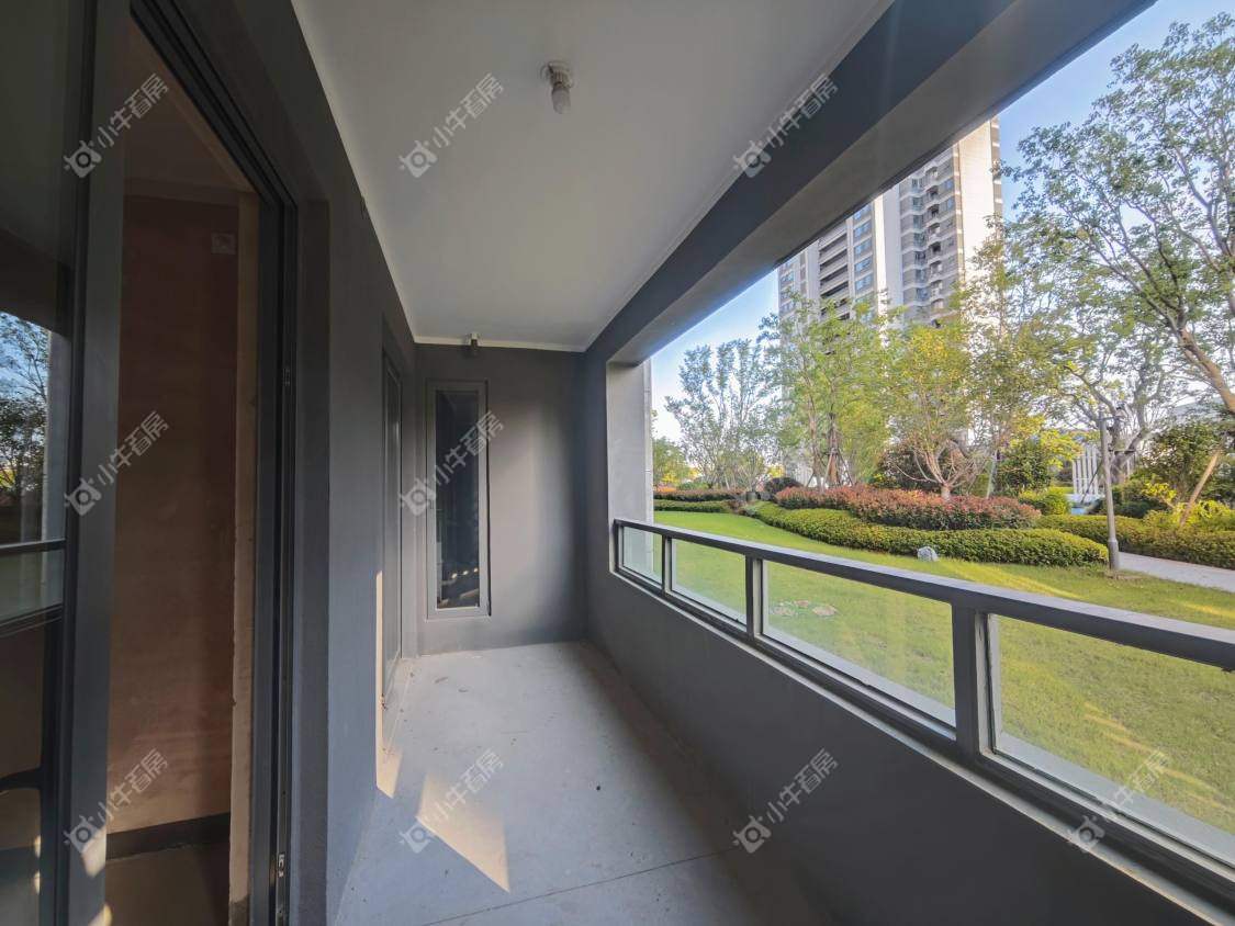 镇江金茂国际社区在售二手房源室内图_小牛看房