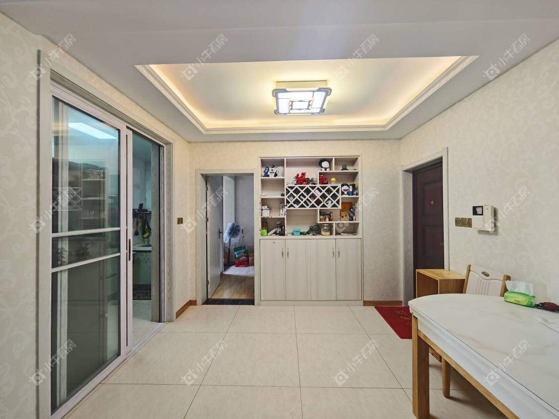 镇江御河熙岸在售二手房源室内图_小牛看房