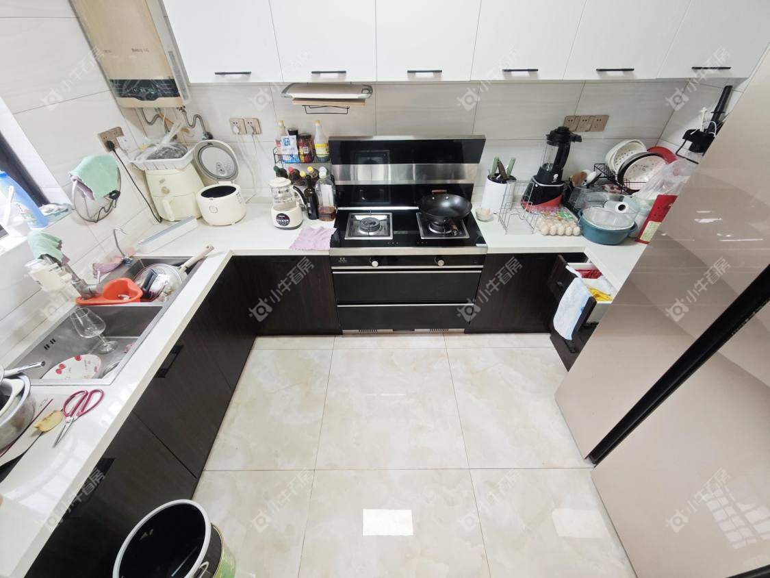 镇江丹凤国际在售二手房源室内图_小牛看房