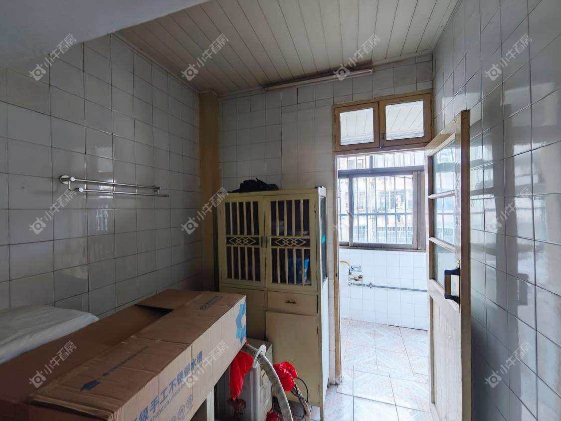 镇江万善园一村在售二手房源室内图_小牛看房