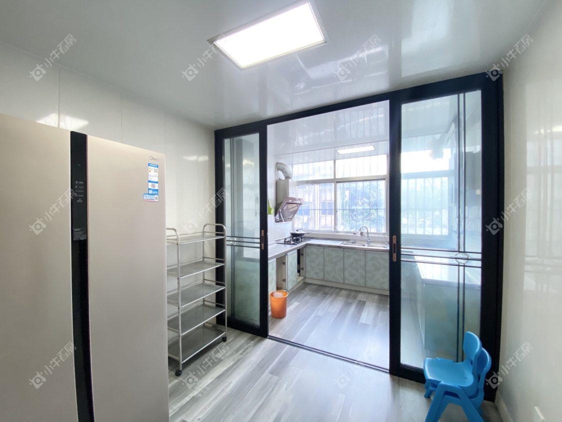 镇江玉泉小区在售二手房源室内图_小牛看房