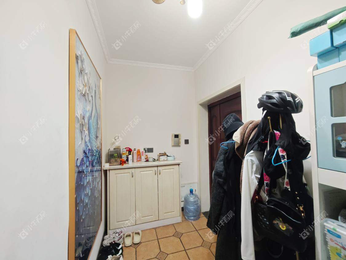 镇江东方盛世在售二手房源室内图_小牛看房