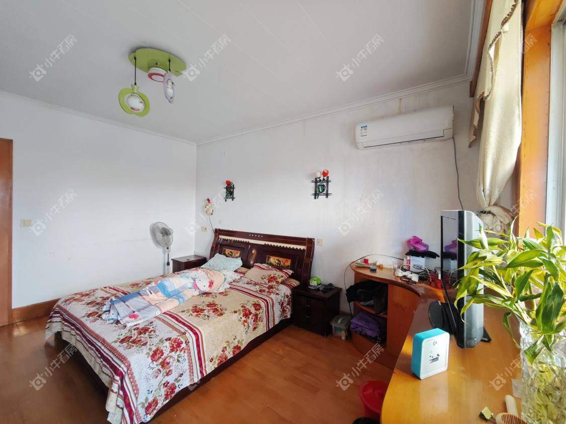 镇江商业街在售二手房源室内图_小牛看房