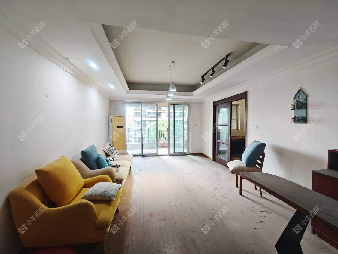 镇江碧桂园在售二手房源室内图_小牛看房