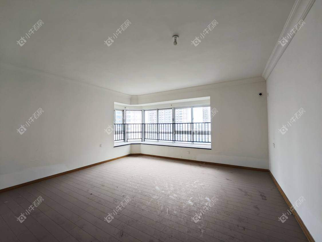 镇江碧桂园在售二手房源室内图_小牛看房