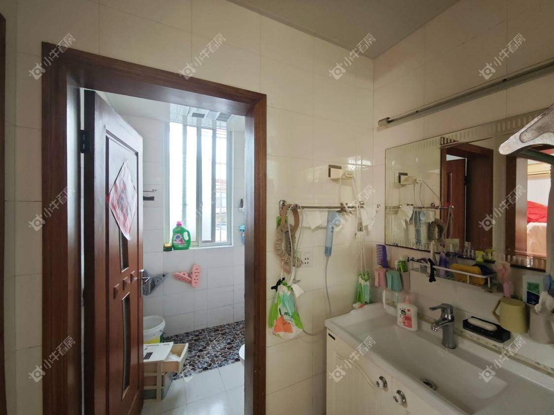 镇江华云公寓在售二手房源室内图_小牛看房