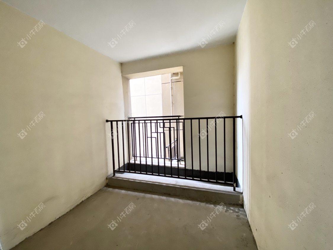 镇江华都幸福里在售二手房源室内图_小牛看房