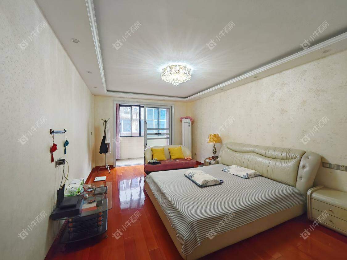 镇江商业街在售二手房源室内图_小牛看房