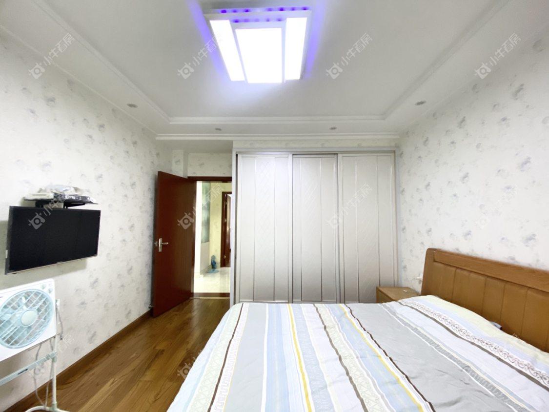 镇江锦尚名都在售二手房源室内图_小牛看房