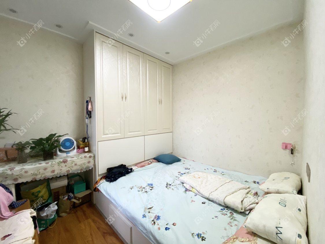 镇江东方盛世在售二手房源室内图_小牛看房