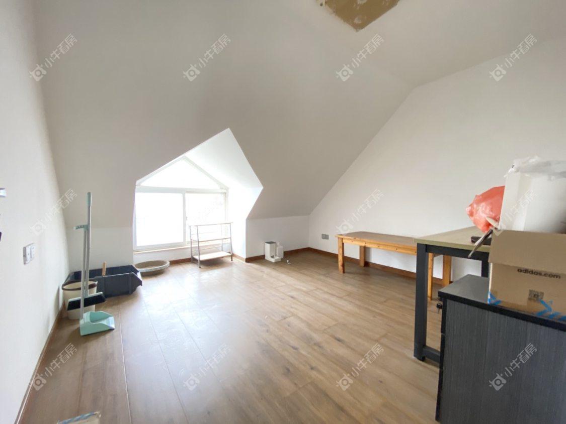 镇江凤翔花园在售二手房源室内图_小牛看房