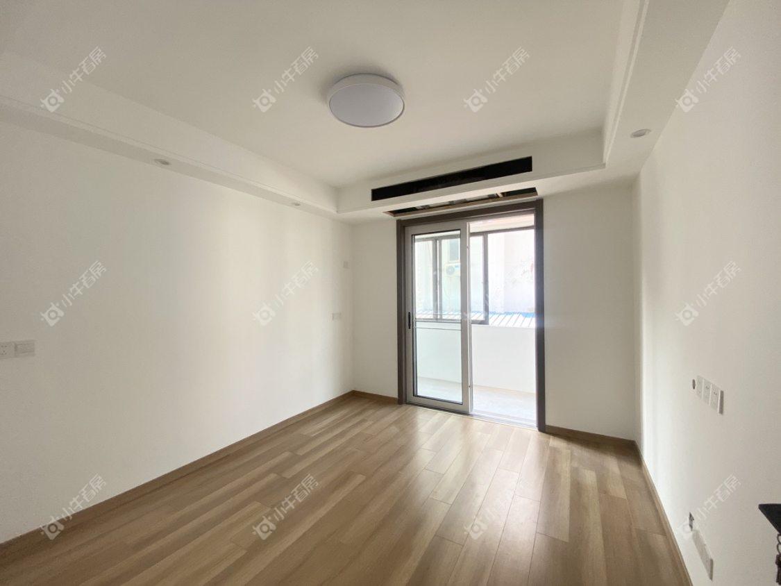 镇江凤凰新村在售二手房源室内图_小牛看房