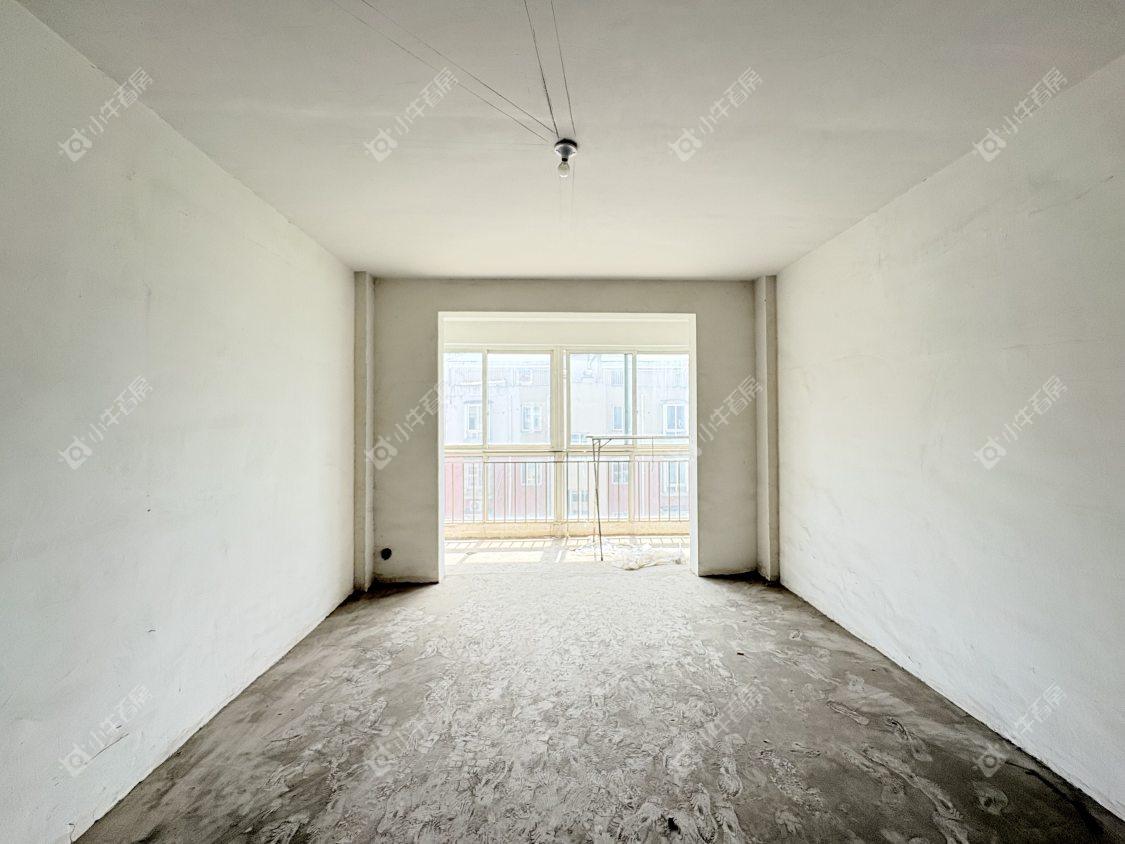 镇江凰嘉花苑在售二手房源室内图_小牛看房