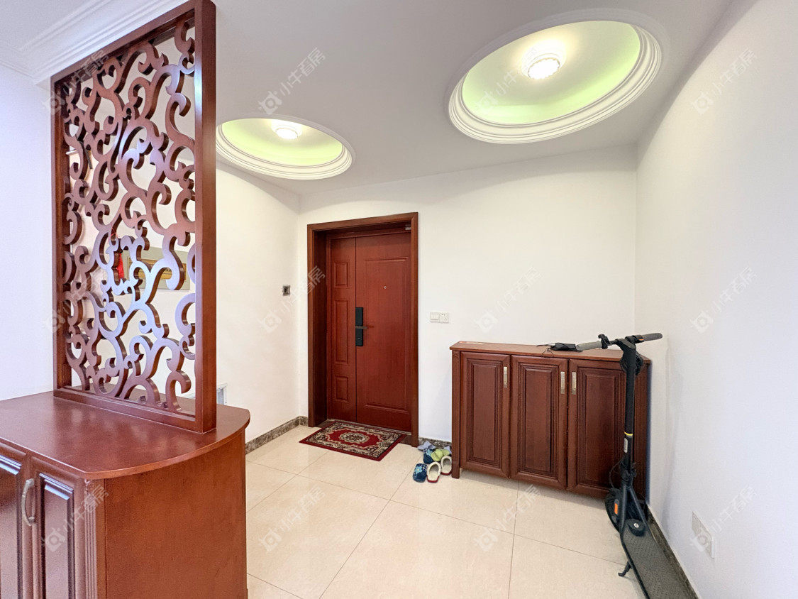 镇江金凤凰在售二手房源室内图_小牛看房