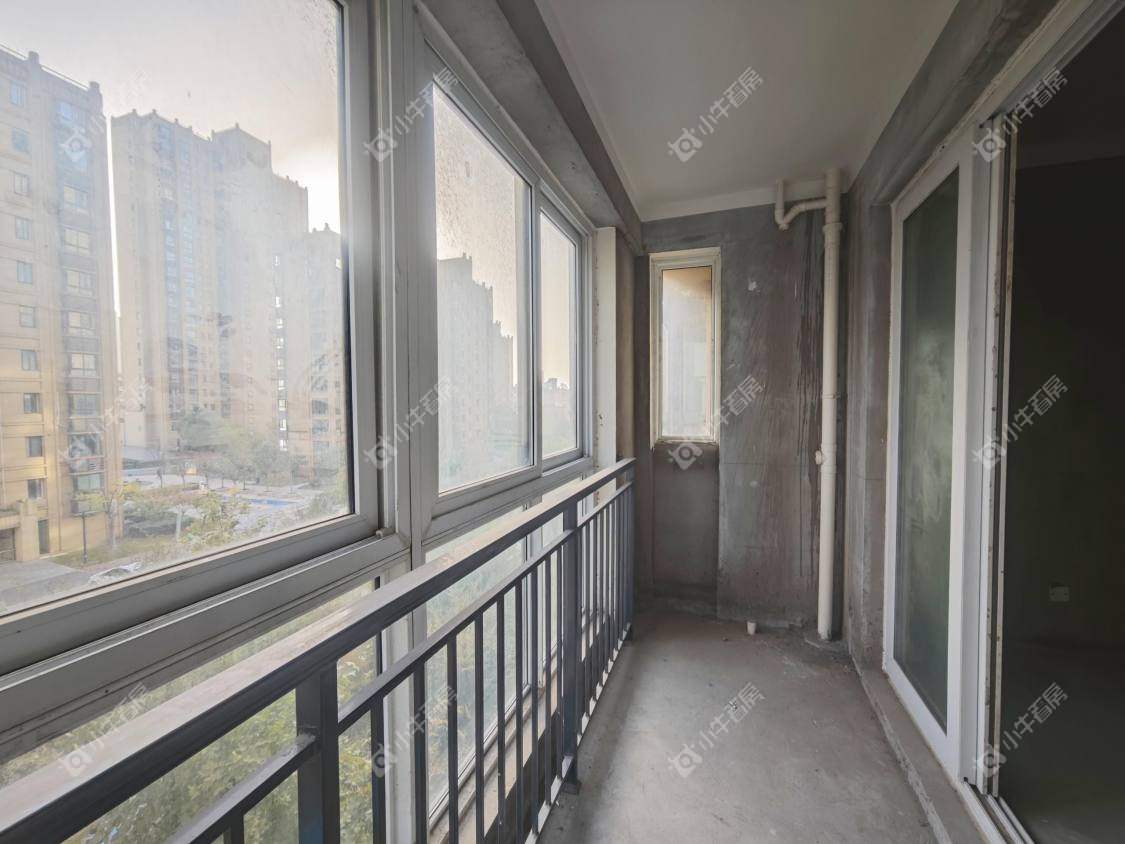 镇江汇金天地在售二手房源室内图_小牛看房