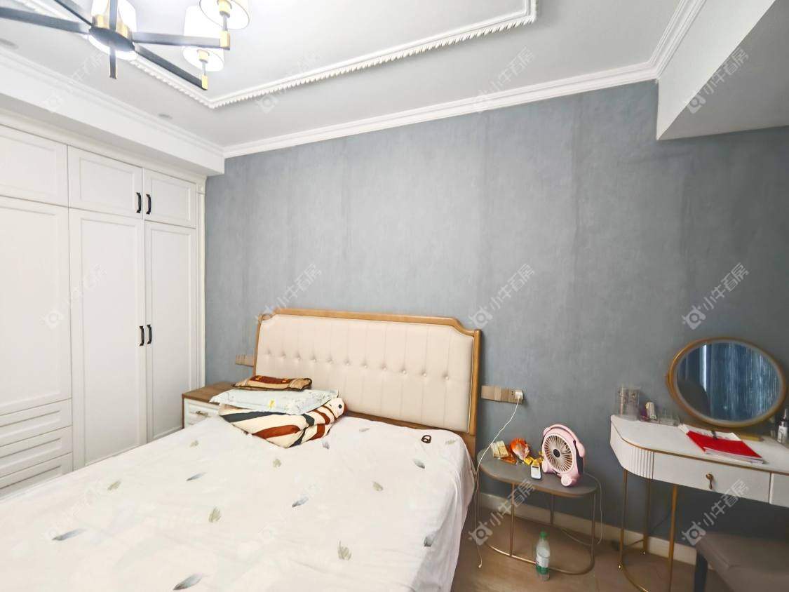 镇江滨河凤凰城在售二手房源室内图_小牛看房