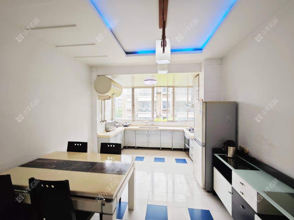 镇江凤翔花园在售二手房源室内图_小牛看房