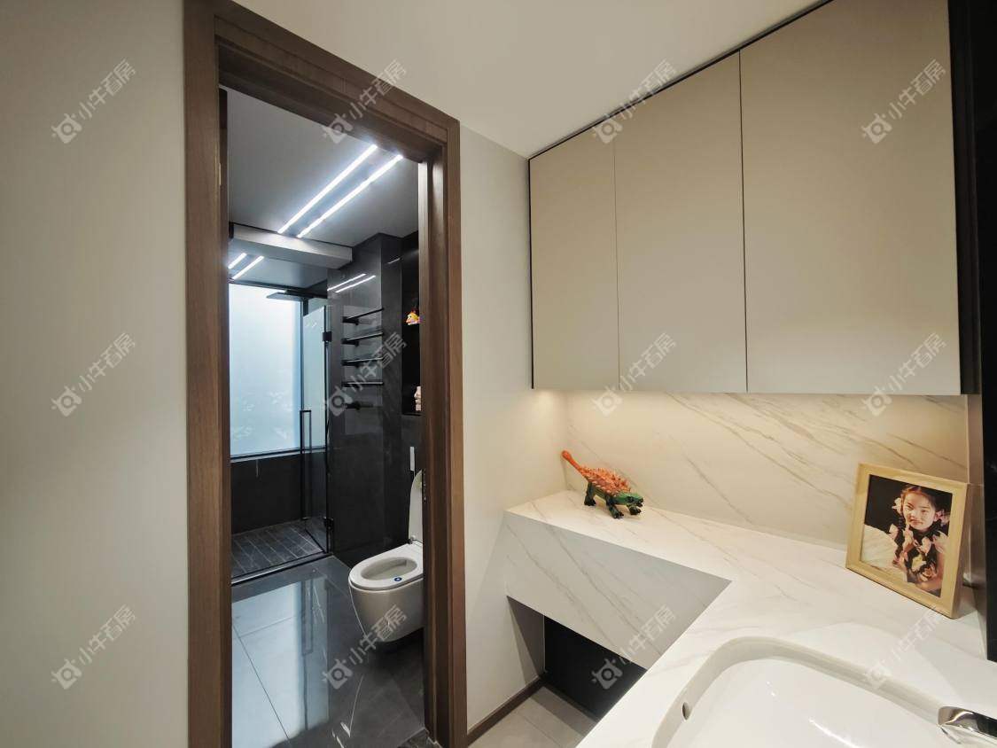 镇江荣城国际一期在售二手房源室内图_小牛看房