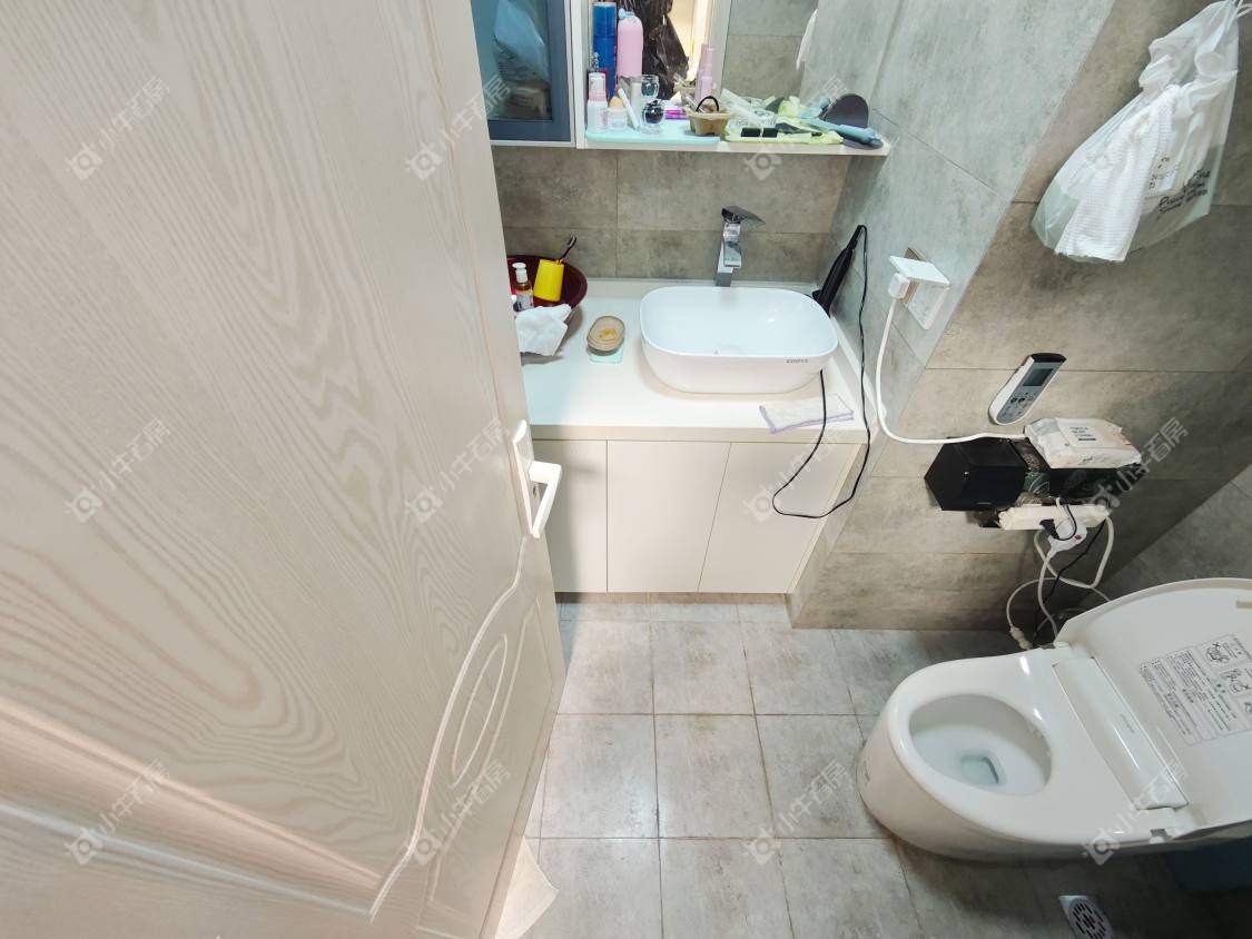 镇江御珑湾商业楼在售二手房源室内图_小牛看房