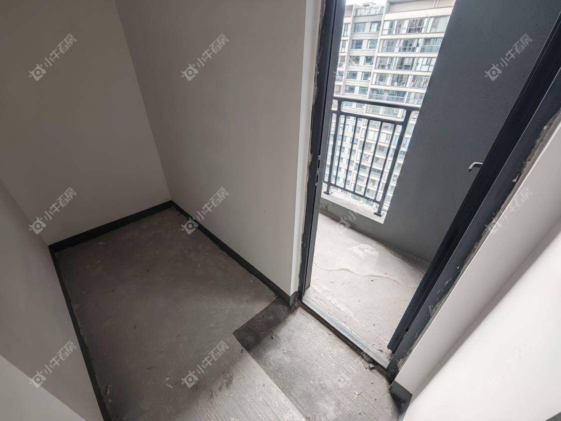 镇江远洋心里在售二手房源室内图_小牛看房