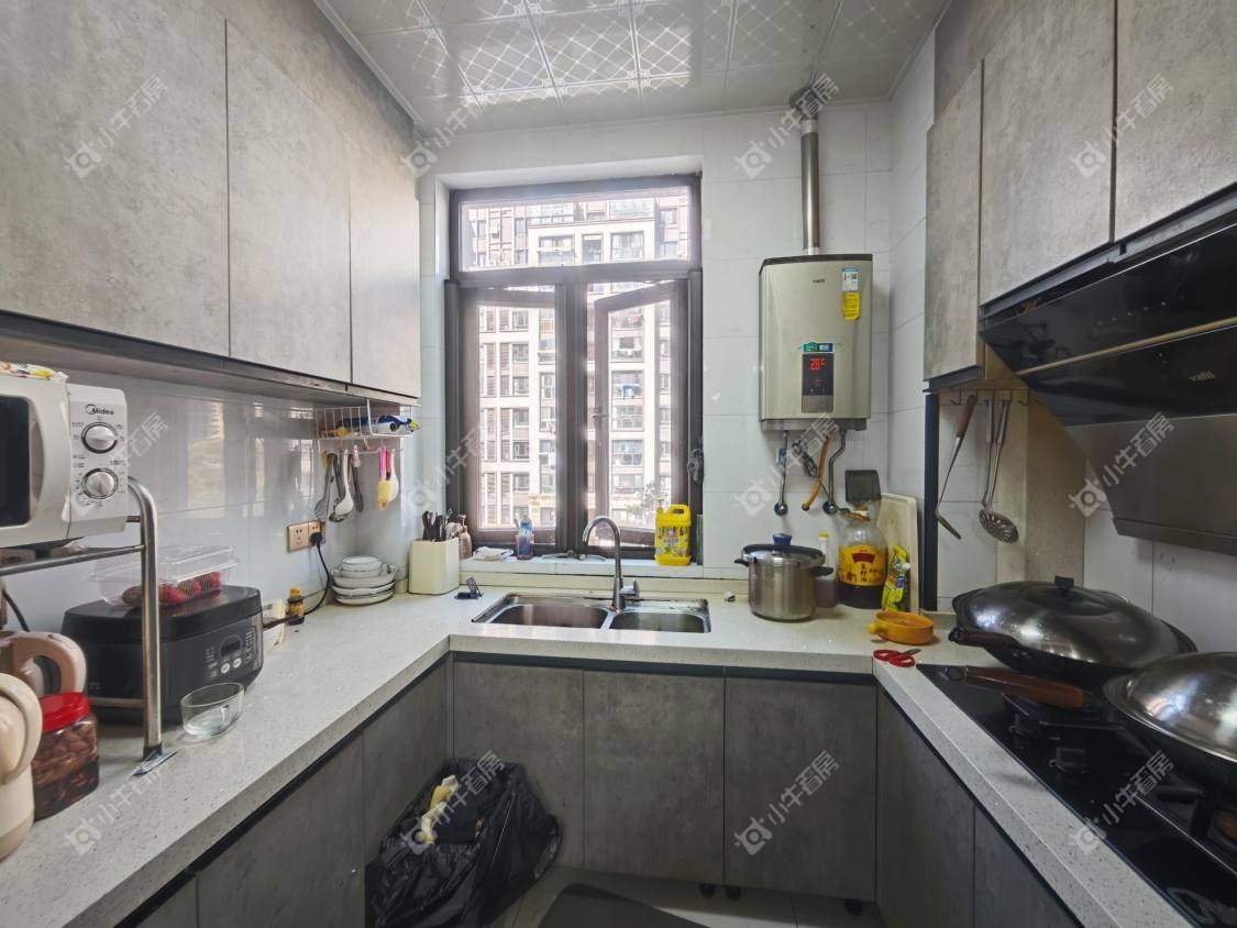 镇江滨河凤凰城在售二手房源室内图_小牛看房