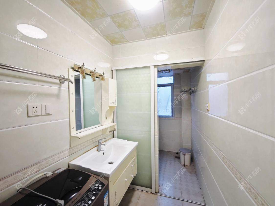 镇江玉泉小区在售二手房源室内图_小牛看房