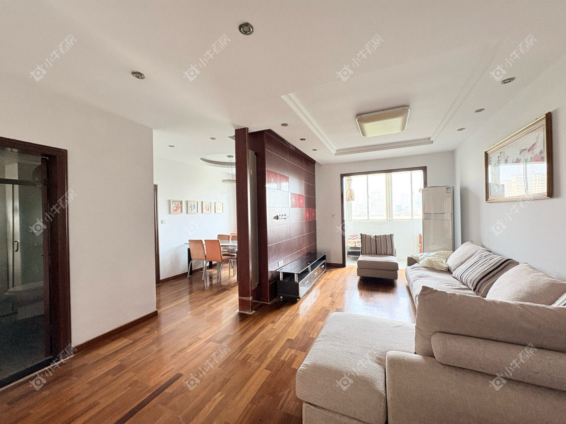 镇江名都新贵在售二手房源室内图_小牛看房