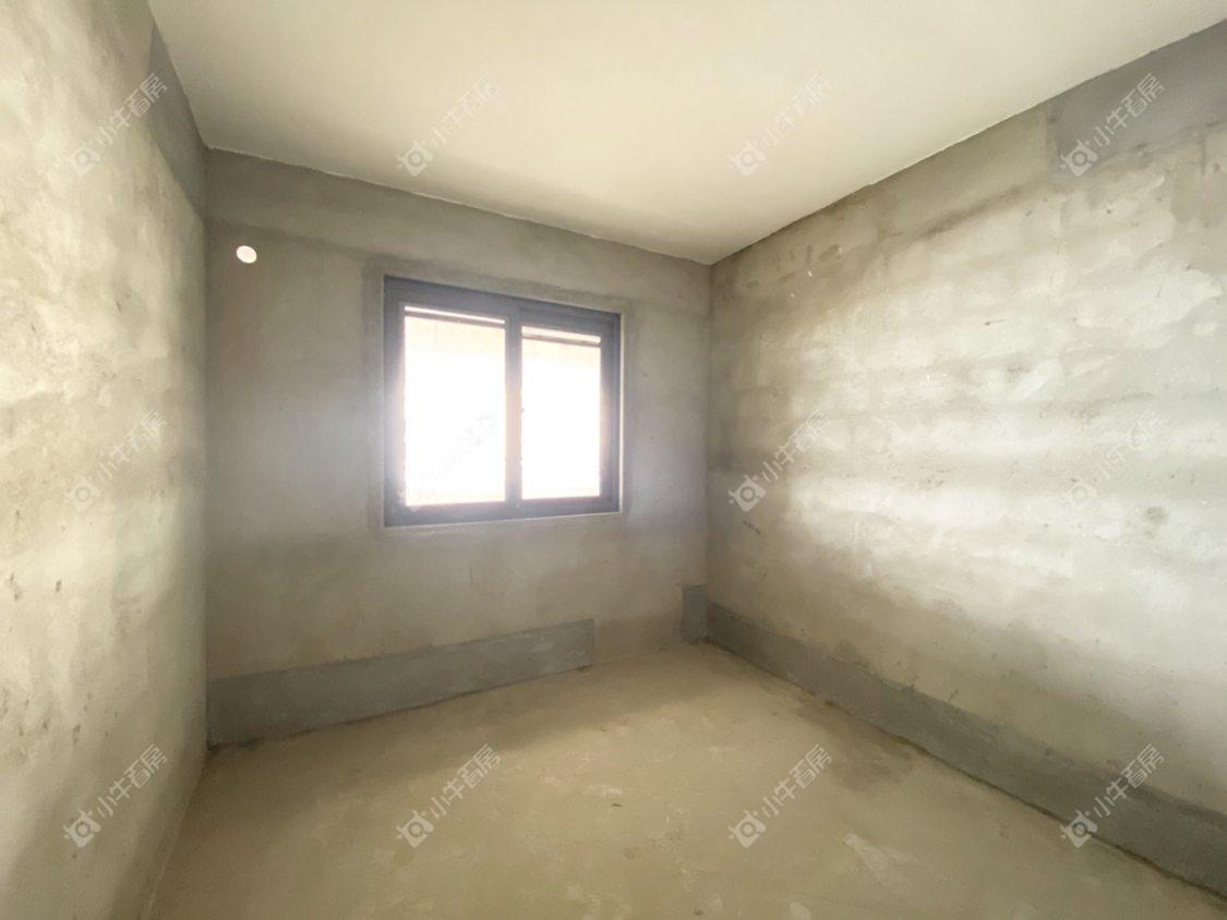 镇江信达香堤国际在售二手房源室内图_小牛看房