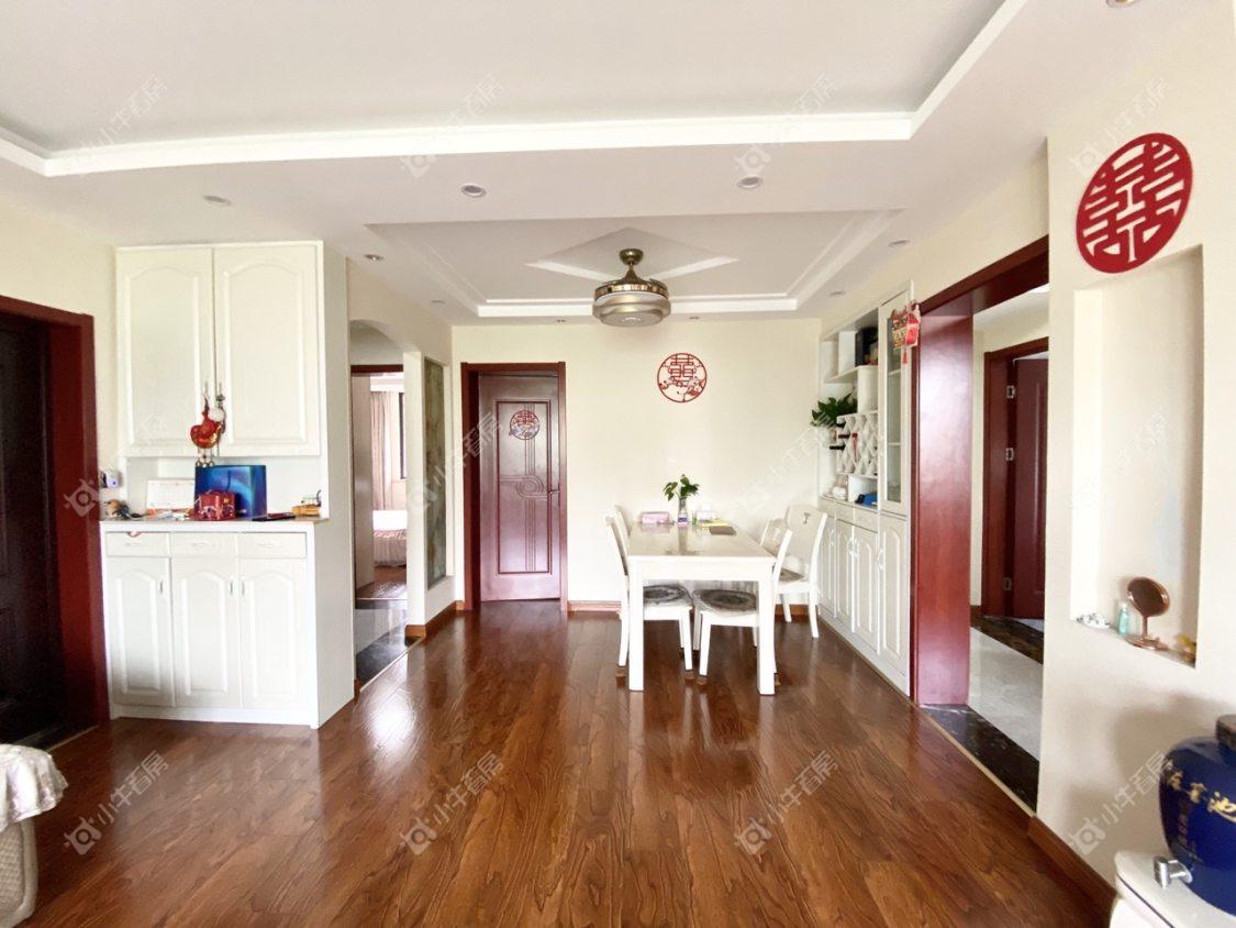 镇江华南新村在售二手房源室内图_小牛看房