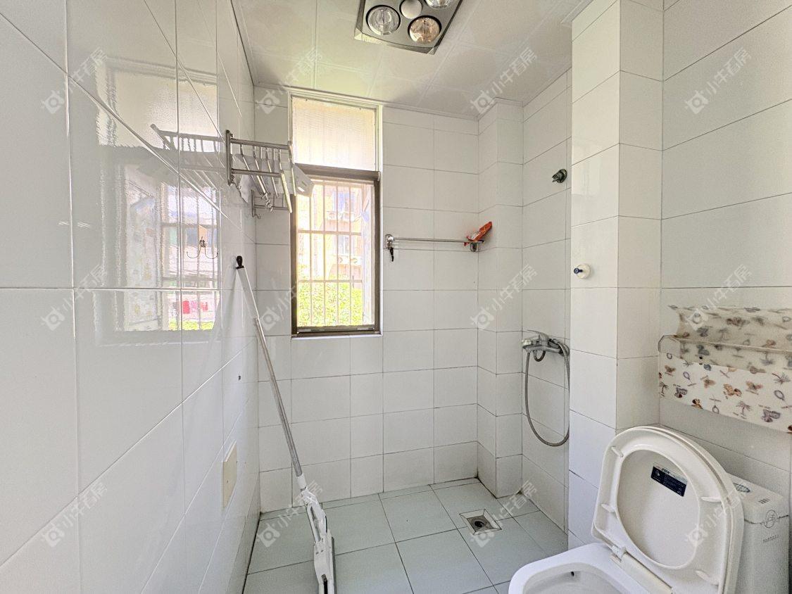 镇江万善园一村在售二手房源室内图_小牛看房